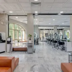 Wyposażenie spa: Kluczowe elementy, które musisz mieć w swoim salonie