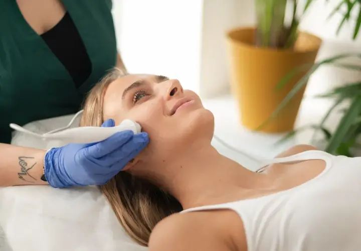 Multipolar czy endermologia – która metoda naprawdę działa lepiej?