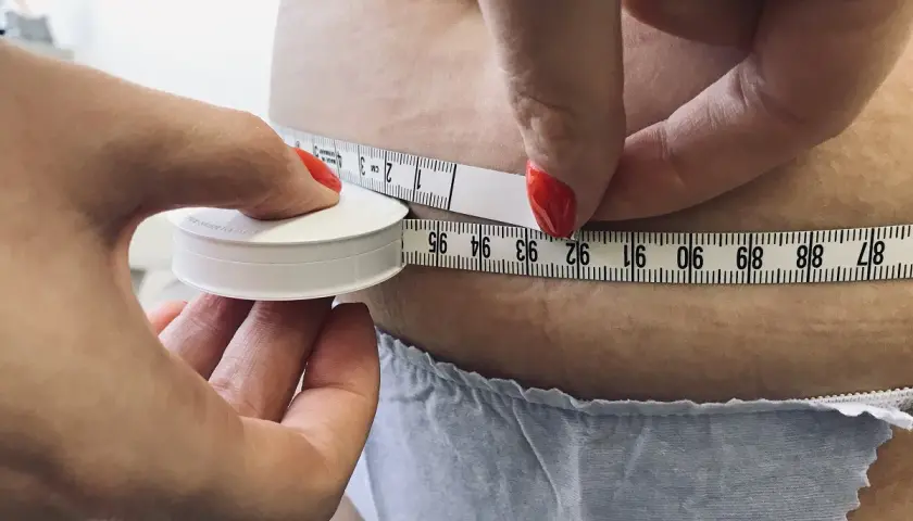 Liposukcja ultradźwiękowa: jak wygląda zabieg i czego się spodziewać
